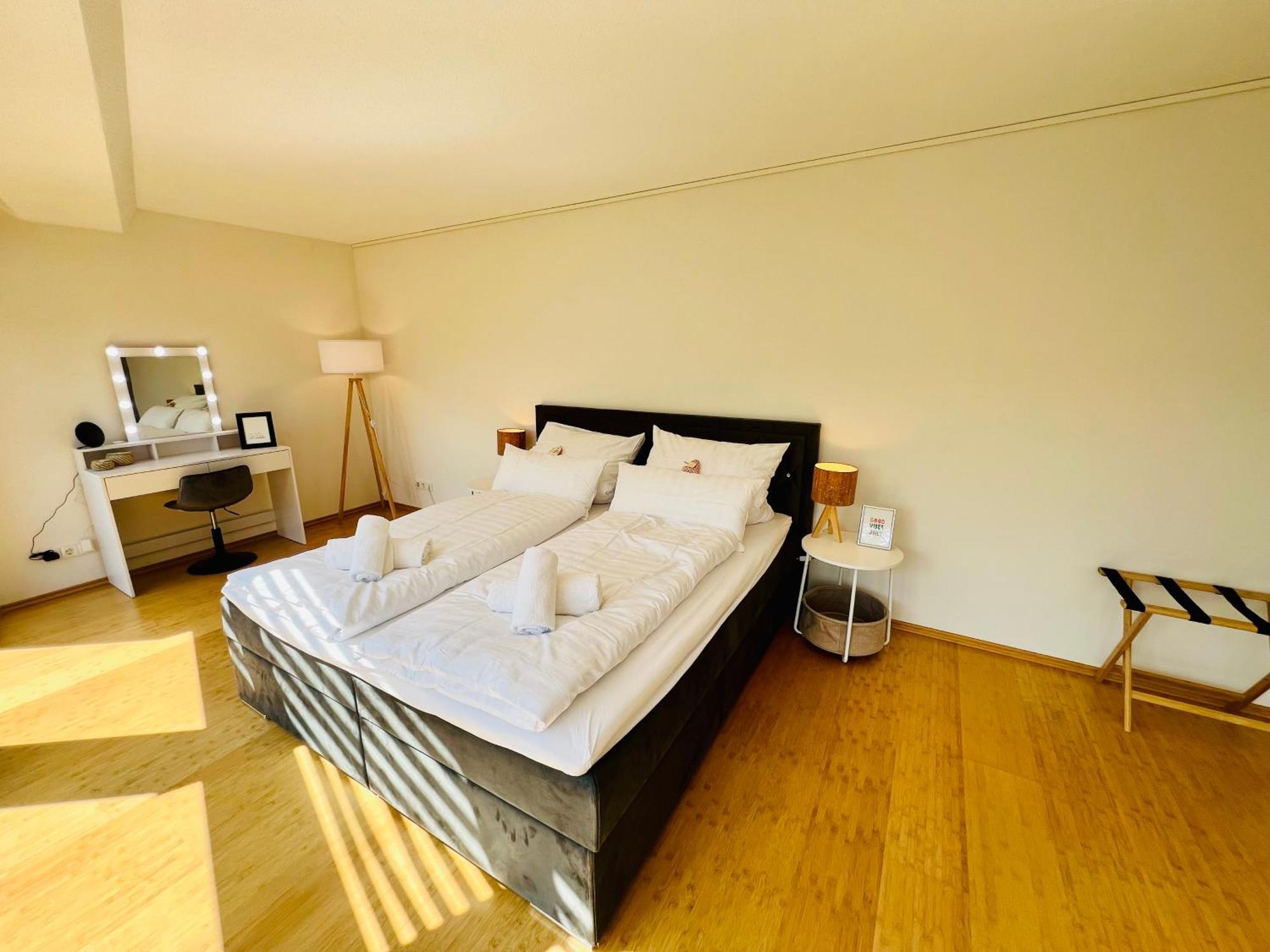 Panoramablick Mit Privatparkplatz, 2 Balkone Und 1,5 Baeder Apartment Titisee-Neustadt Exterior photo